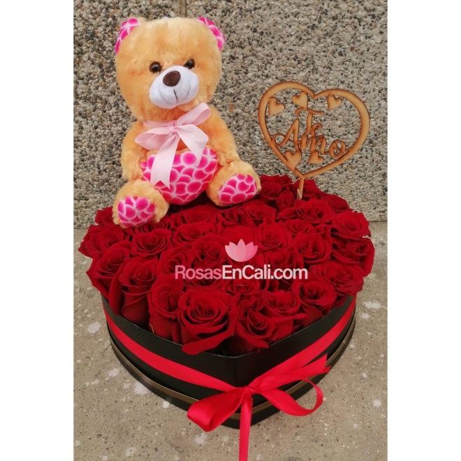 Corazón de rosas y peluche en cali