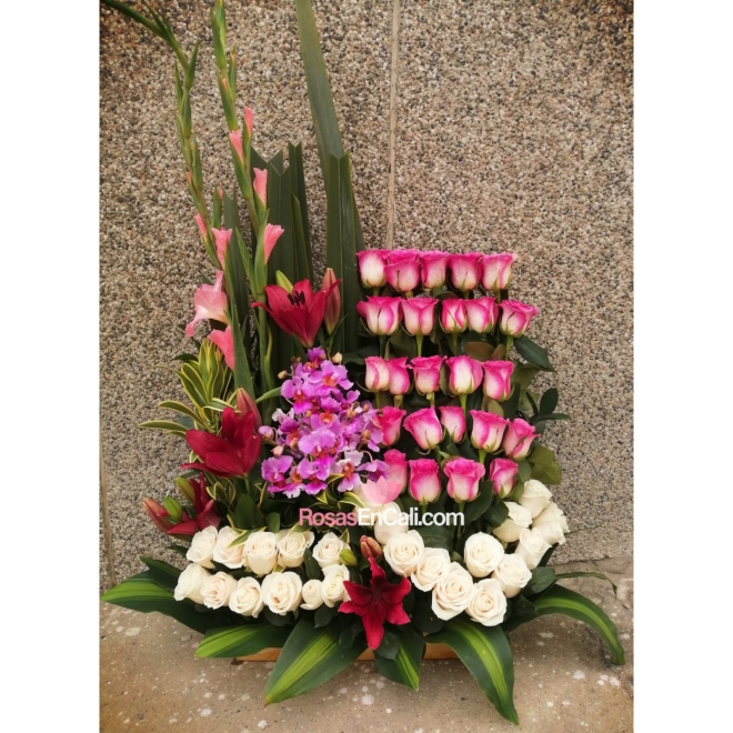 Arreglo rosas, lirios y orquídeas en cali