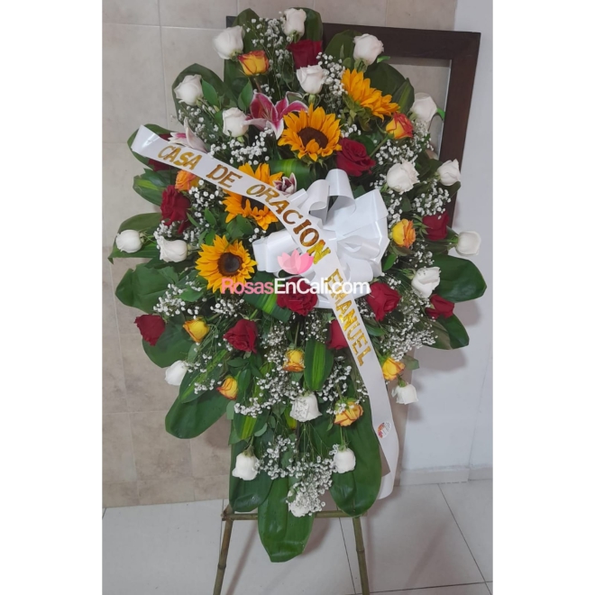 Corona funebre girasoles y rosas