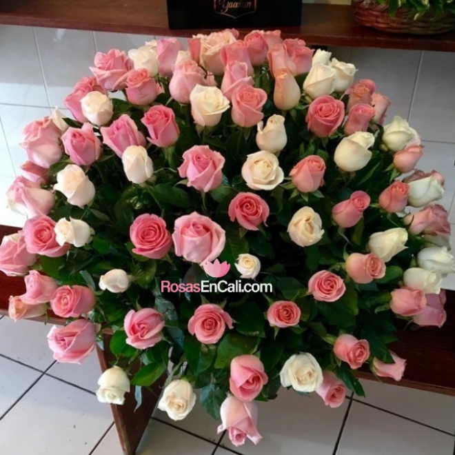 Arreglo  Redondo Cariño x120 Rosas en Cali