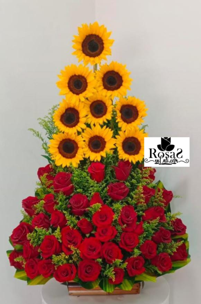 Arreglo rosa y girasoles