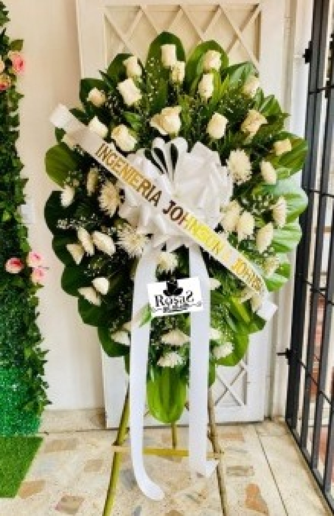 Corona fùnebre blanca, floristerias en cali 