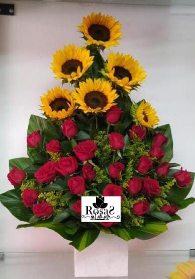 Arreglo rosas y Girasoles floristerias en Cali