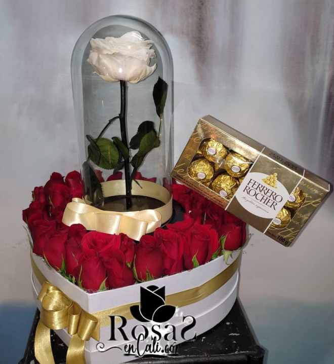 Caja Arco amor floristeria en cali