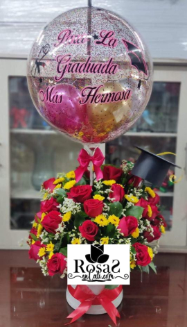 Arreglo rosas de grado flores en cali