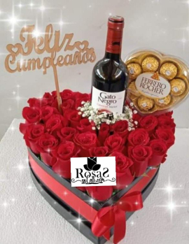 Corazón de chocolates, Rosas y vino Cali