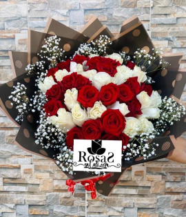 Bouquet Por 50 Rosas Rojas y blancas